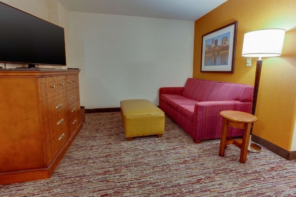 Drury Inn & Suites West Des Moines image 15