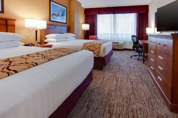 Drury Inn & Suites West Des Moines image 17