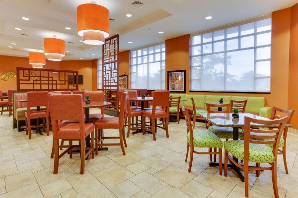 Drury Inn & Suites West Des Moines image 7